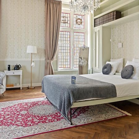 Boetiekhotel Ons Oude Raadhuis Hooge Zwaluwe Ngoại thất bức ảnh