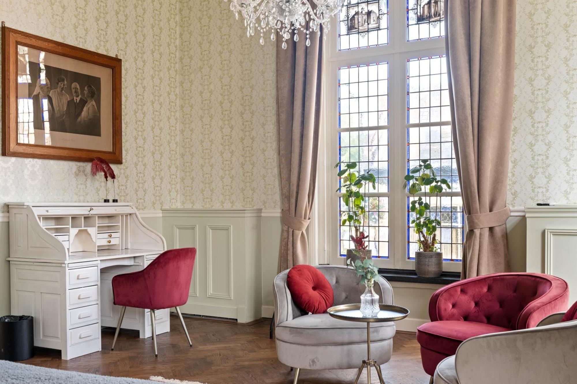 Boetiekhotel Ons Oude Raadhuis Hooge Zwaluwe Ngoại thất bức ảnh