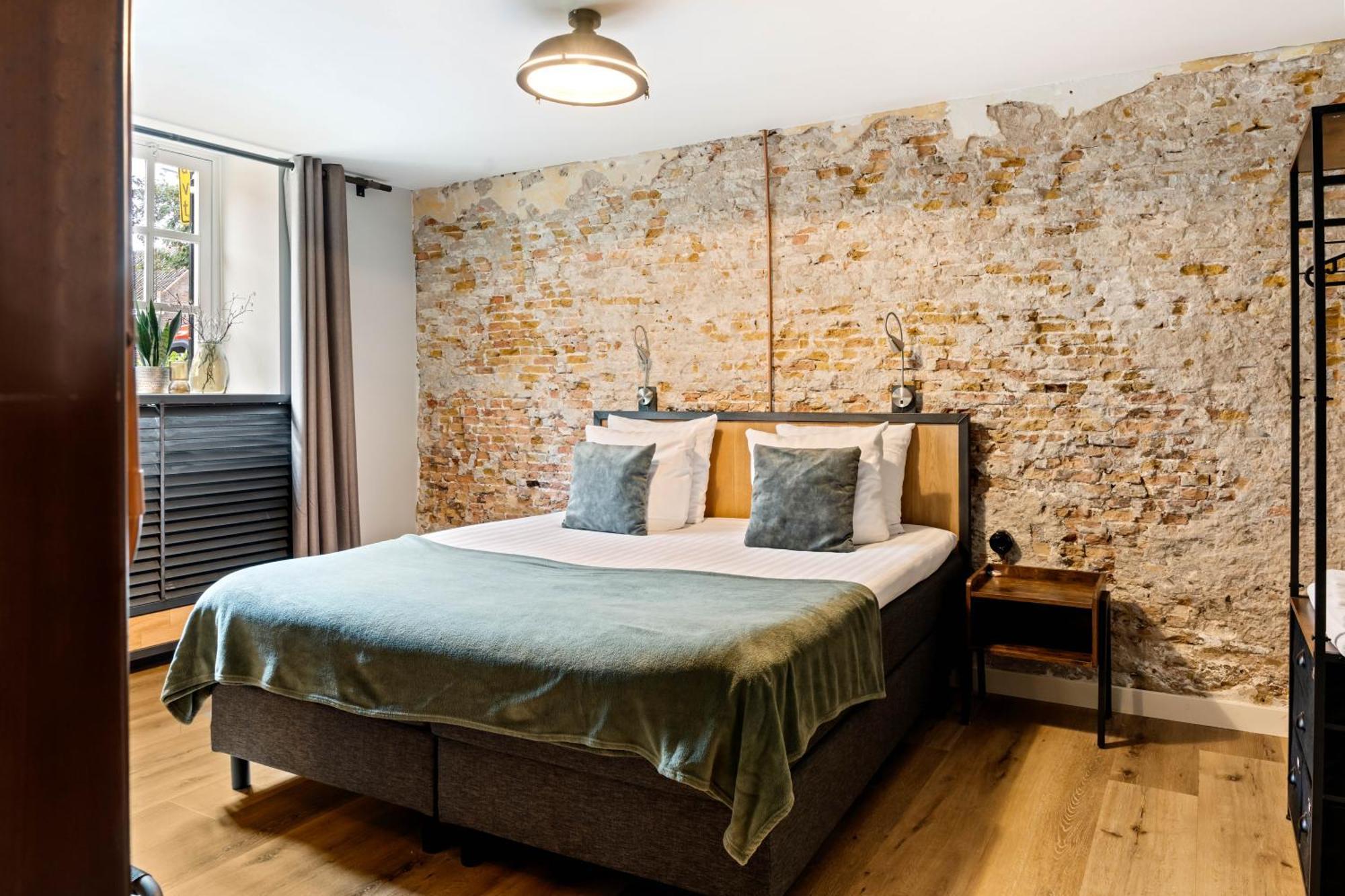 Boetiekhotel Ons Oude Raadhuis Hooge Zwaluwe Ngoại thất bức ảnh