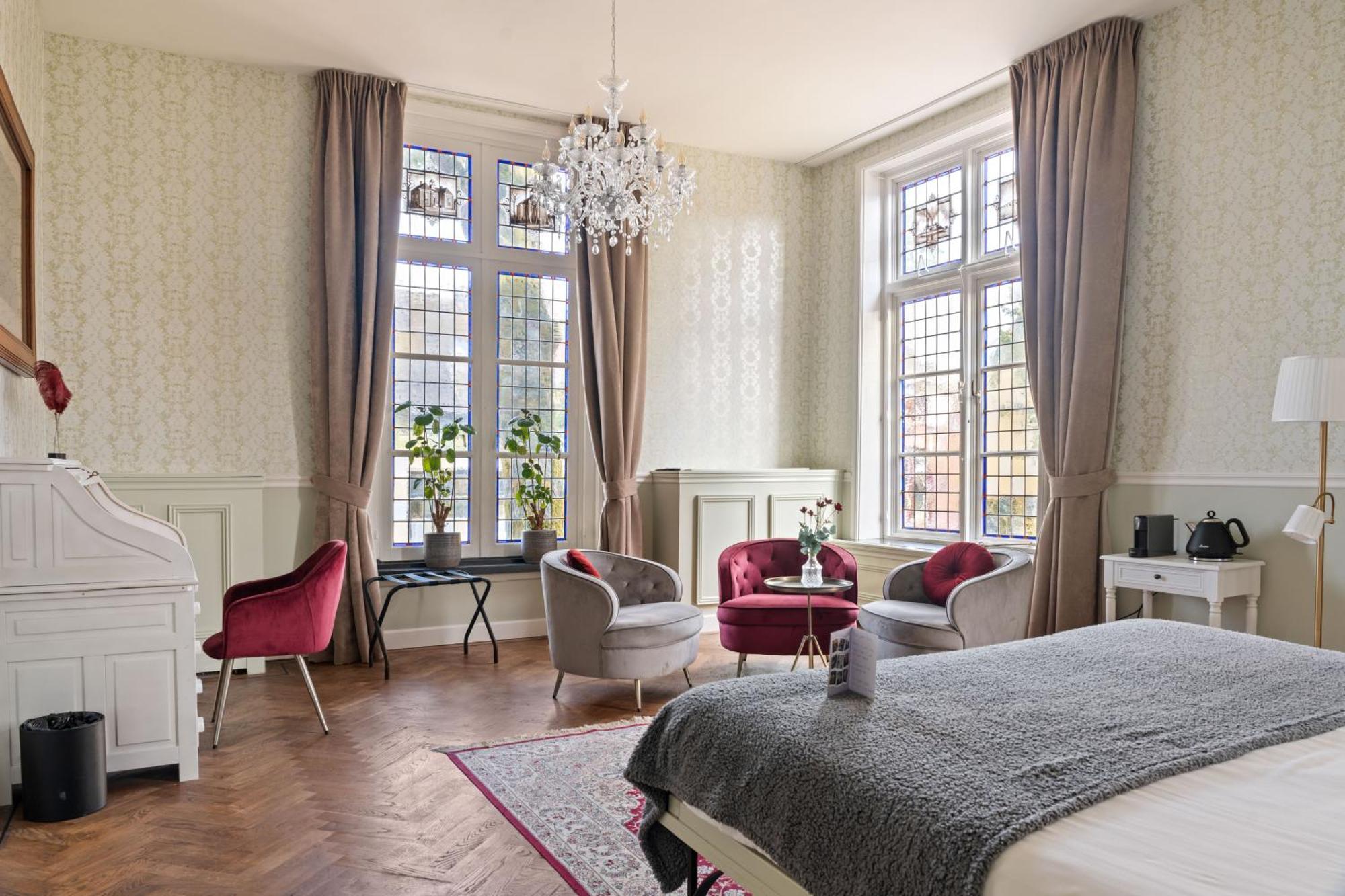 Boetiekhotel Ons Oude Raadhuis Hooge Zwaluwe Ngoại thất bức ảnh