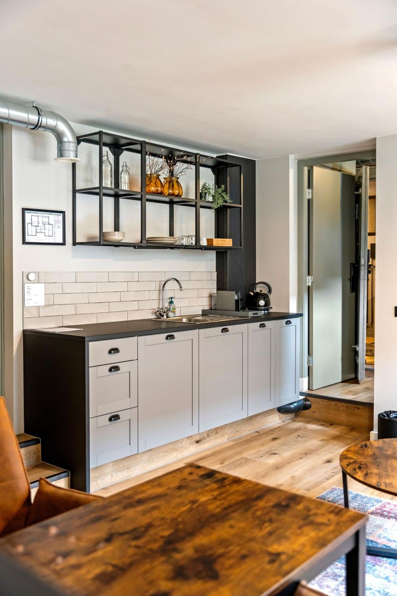 Boetiekhotel Ons Oude Raadhuis Hooge Zwaluwe Ngoại thất bức ảnh