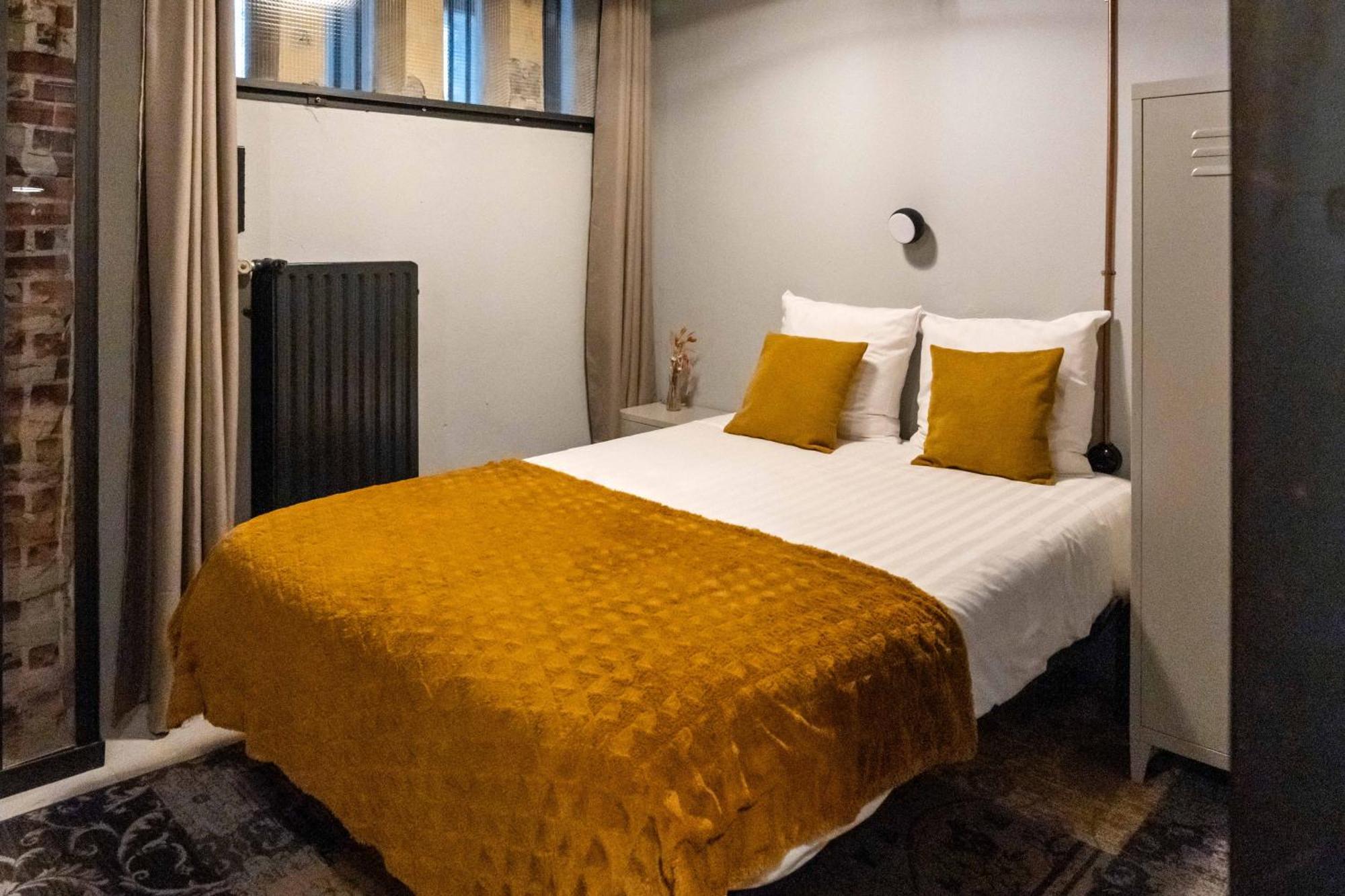 Boetiekhotel Ons Oude Raadhuis Hooge Zwaluwe Ngoại thất bức ảnh