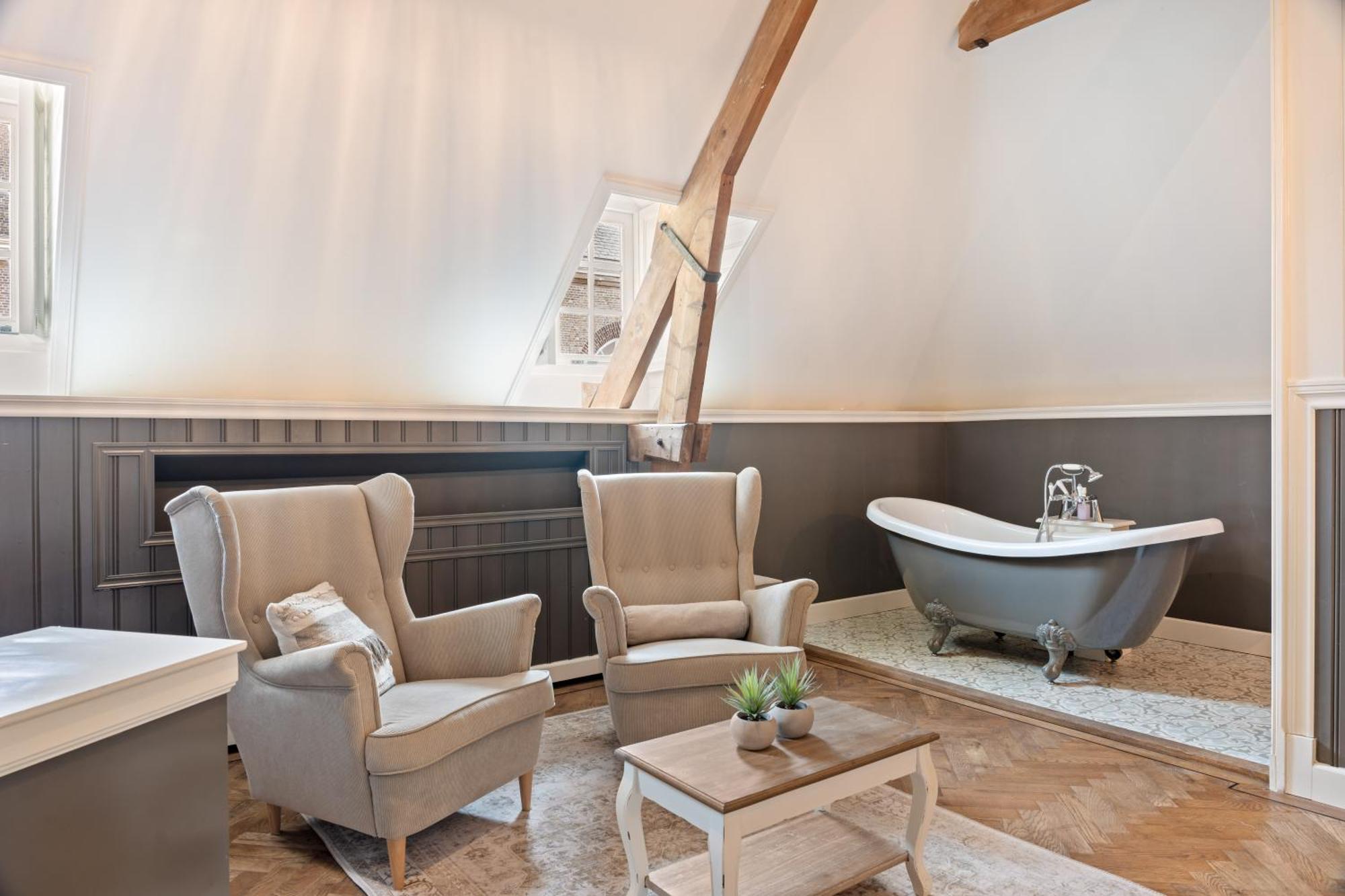 Boetiekhotel Ons Oude Raadhuis Hooge Zwaluwe Ngoại thất bức ảnh