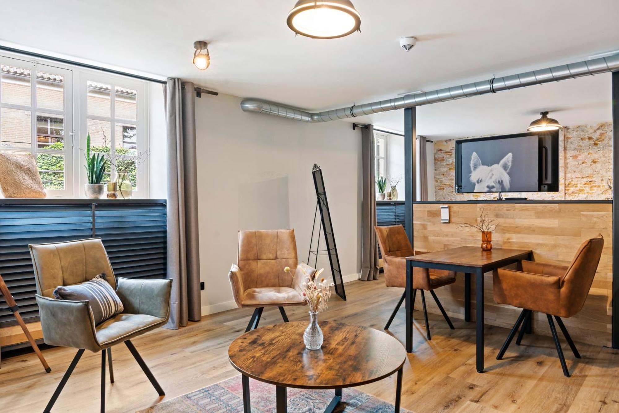 Boetiekhotel Ons Oude Raadhuis Hooge Zwaluwe Ngoại thất bức ảnh