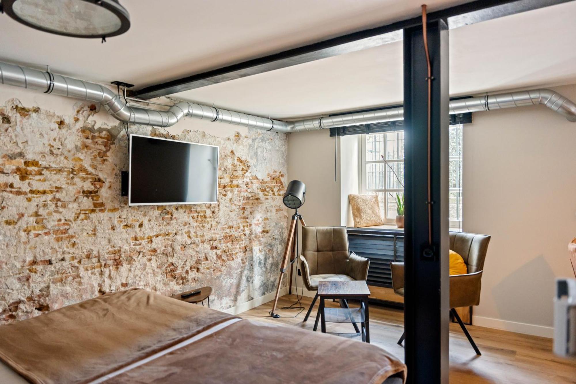 Boetiekhotel Ons Oude Raadhuis Hooge Zwaluwe Ngoại thất bức ảnh
