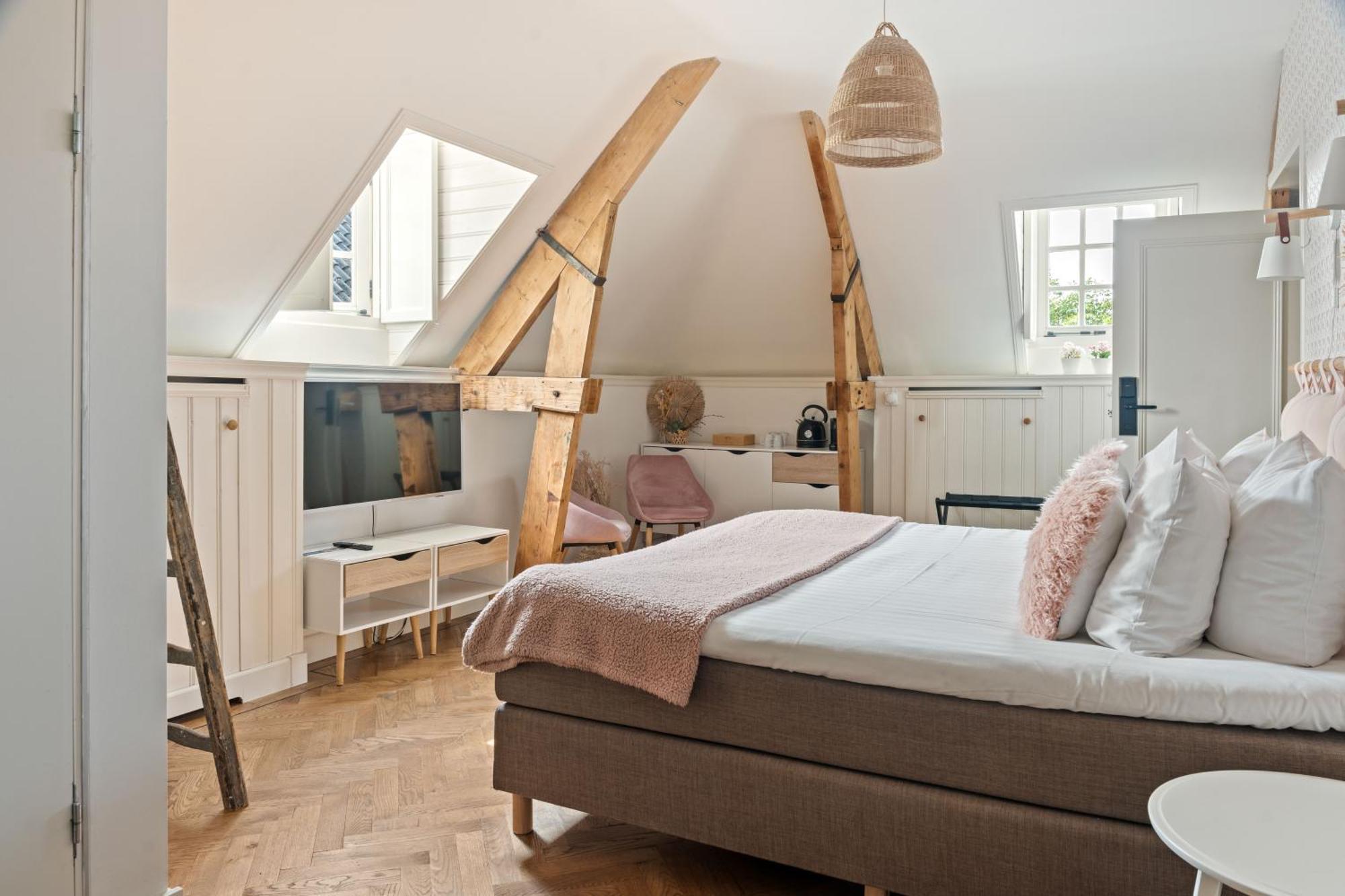 Boetiekhotel Ons Oude Raadhuis Hooge Zwaluwe Ngoại thất bức ảnh
